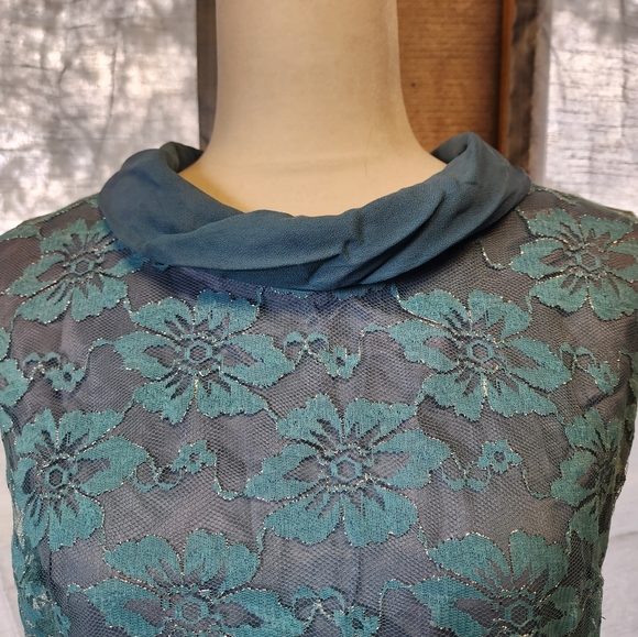 Vintage 60s 70s ladies sheath dress - Picture 2 of 7